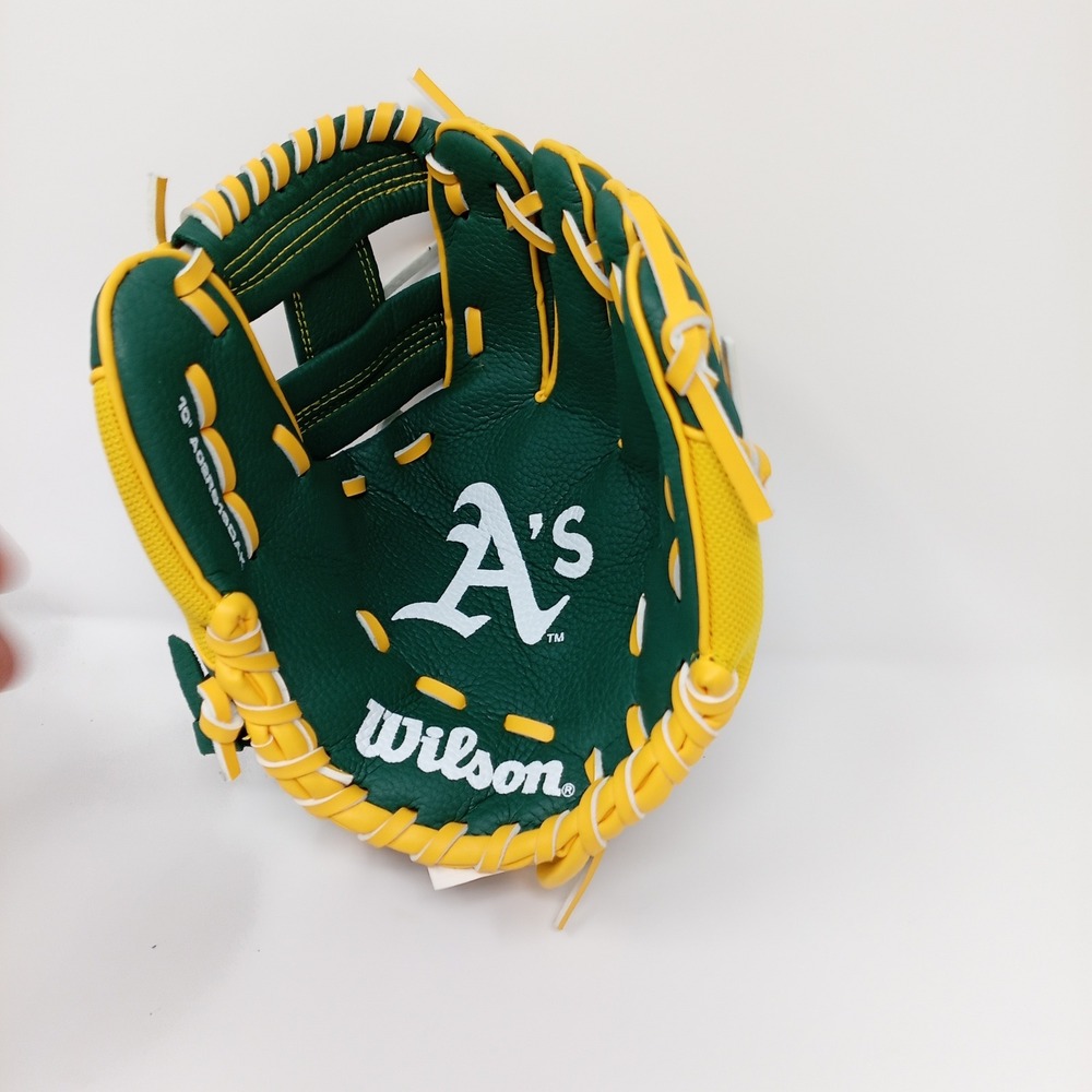 Wilson  Oakland Athletics T-Ball Glove 10 Inch Green Yellow A02RB16OAK